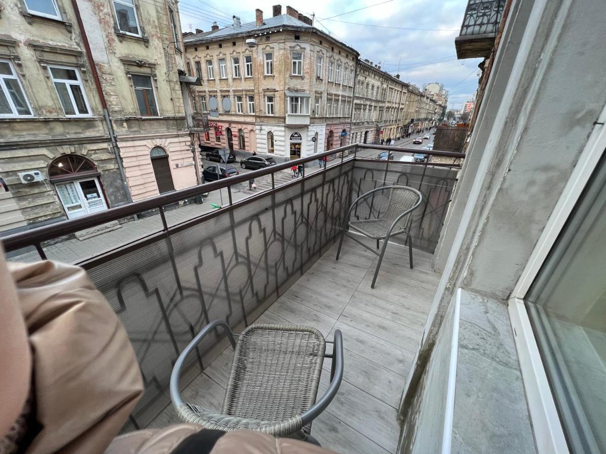 Kulisha 2Bedroom Apartment Near Opera House With Balcony Лвив Екстериор снимка